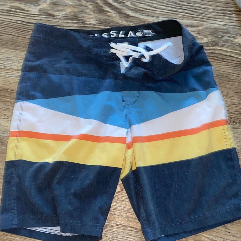 Vissla board shorts size 31